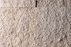 Antiqua Crema